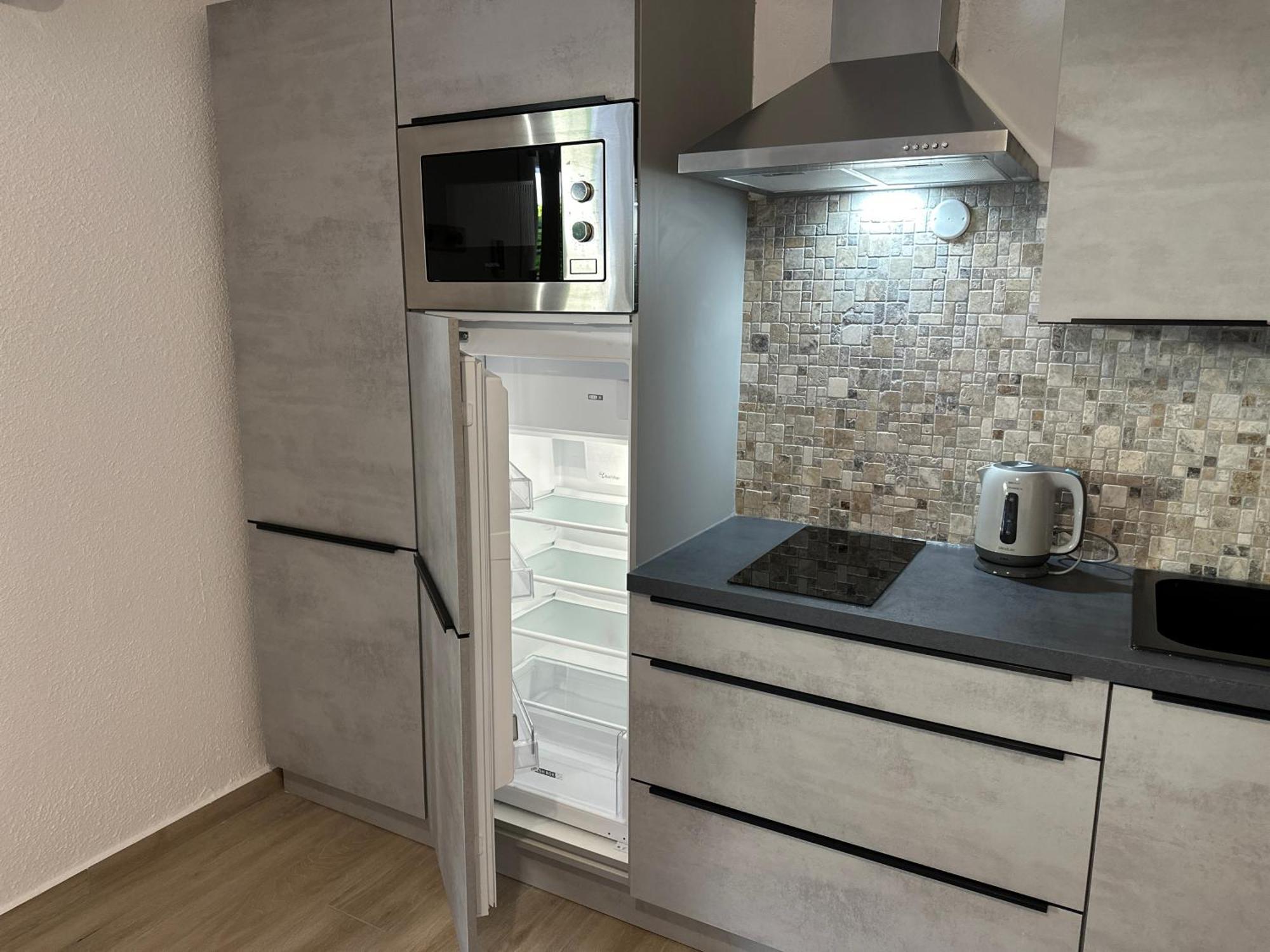 Appartement Climatise Avec Chambre Et Parking Privatif Locations Vld Camargue Saintes-Maries-de-La-Mer Exterior foto