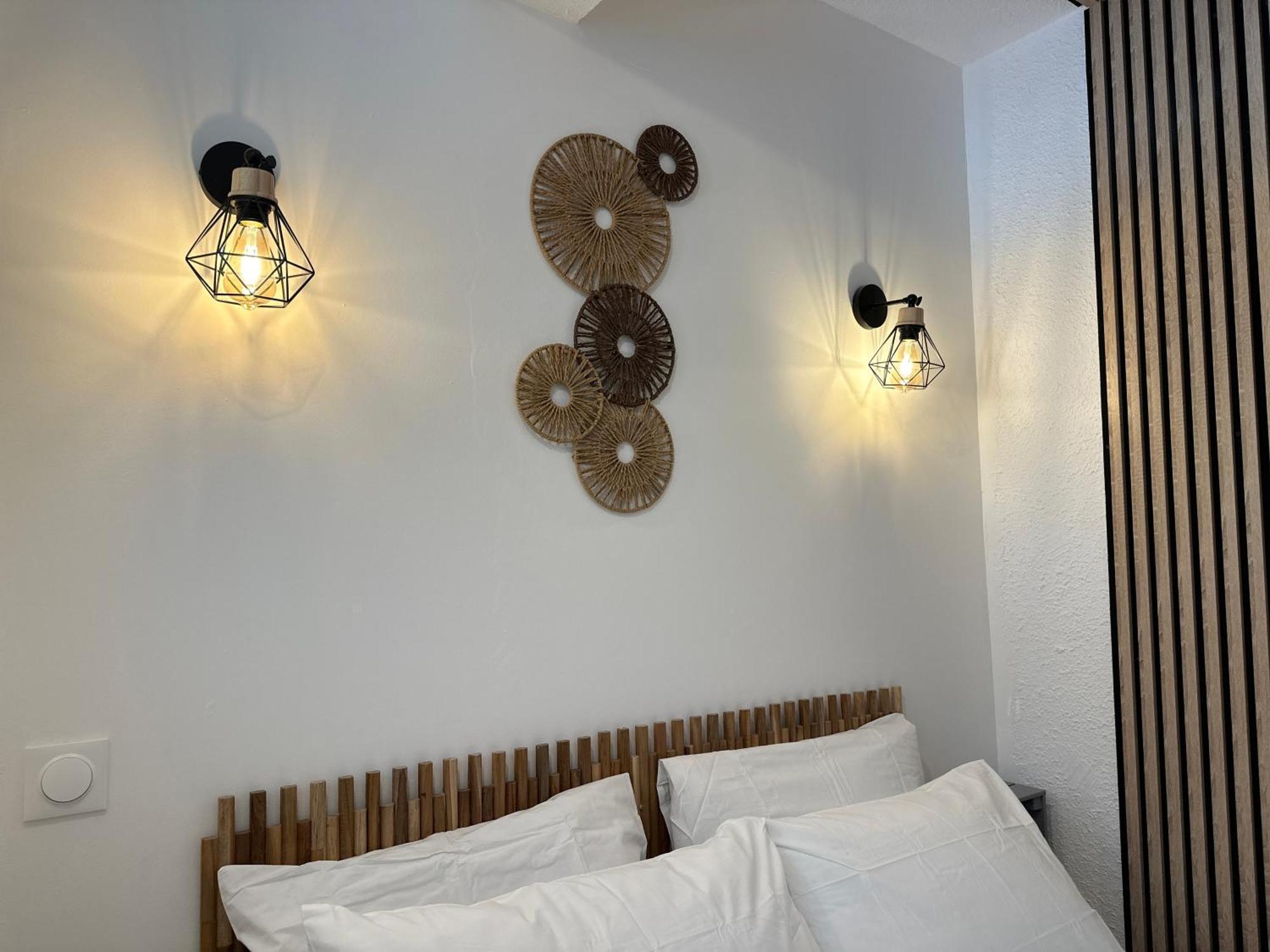 Appartement Climatise Avec Chambre Et Parking Privatif Locations Vld Camargue Saintes-Maries-de-La-Mer Exterior foto