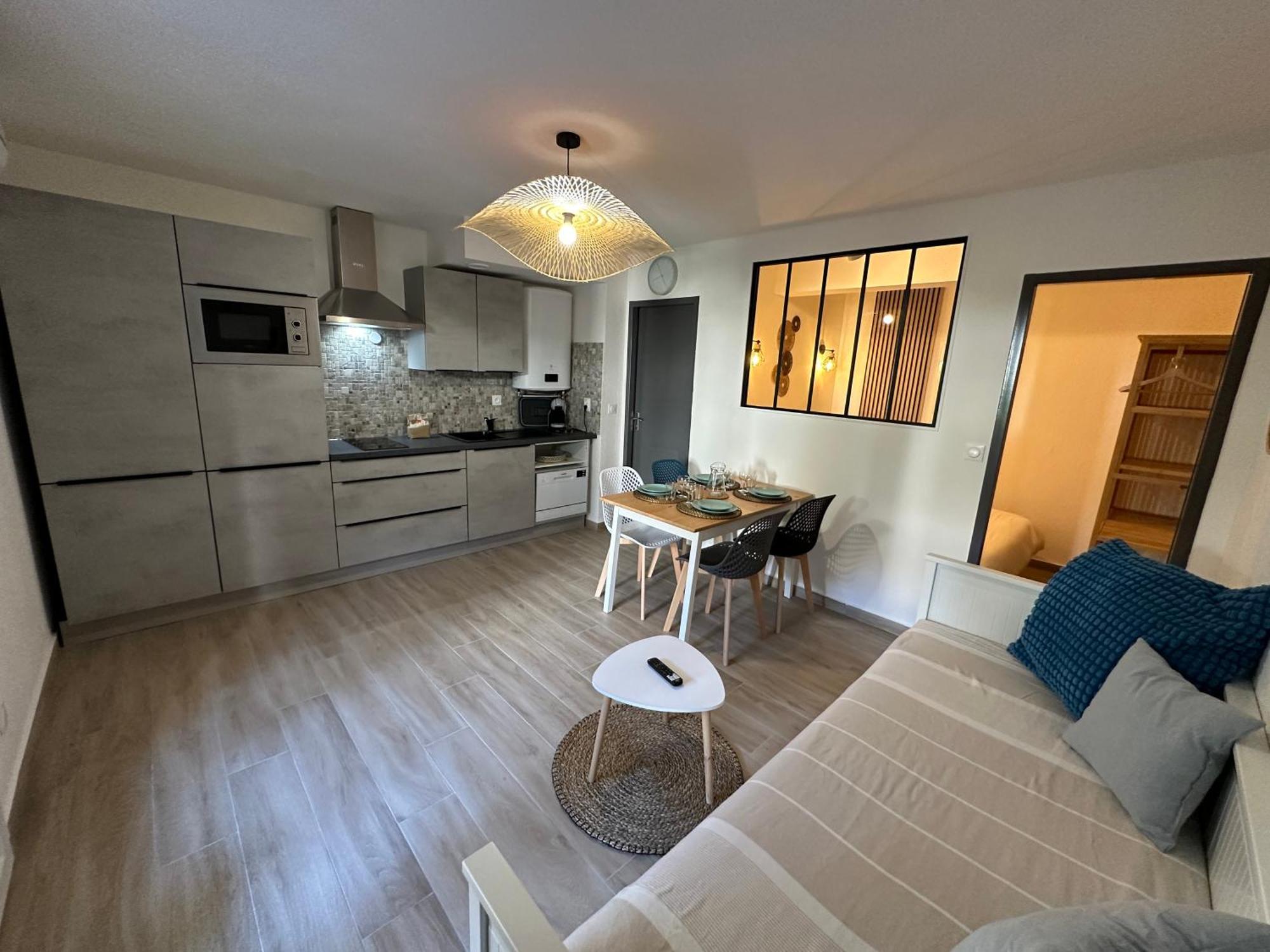 Appartement Climatise Avec Chambre Et Parking Privatif Locations Vld Camargue Saintes-Maries-de-La-Mer Exterior foto
